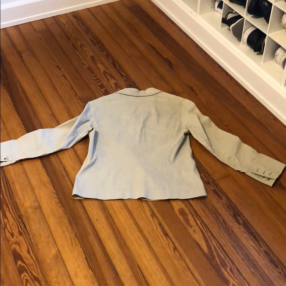 Theory Safari Blazer size 8. - Picture 7 of 8